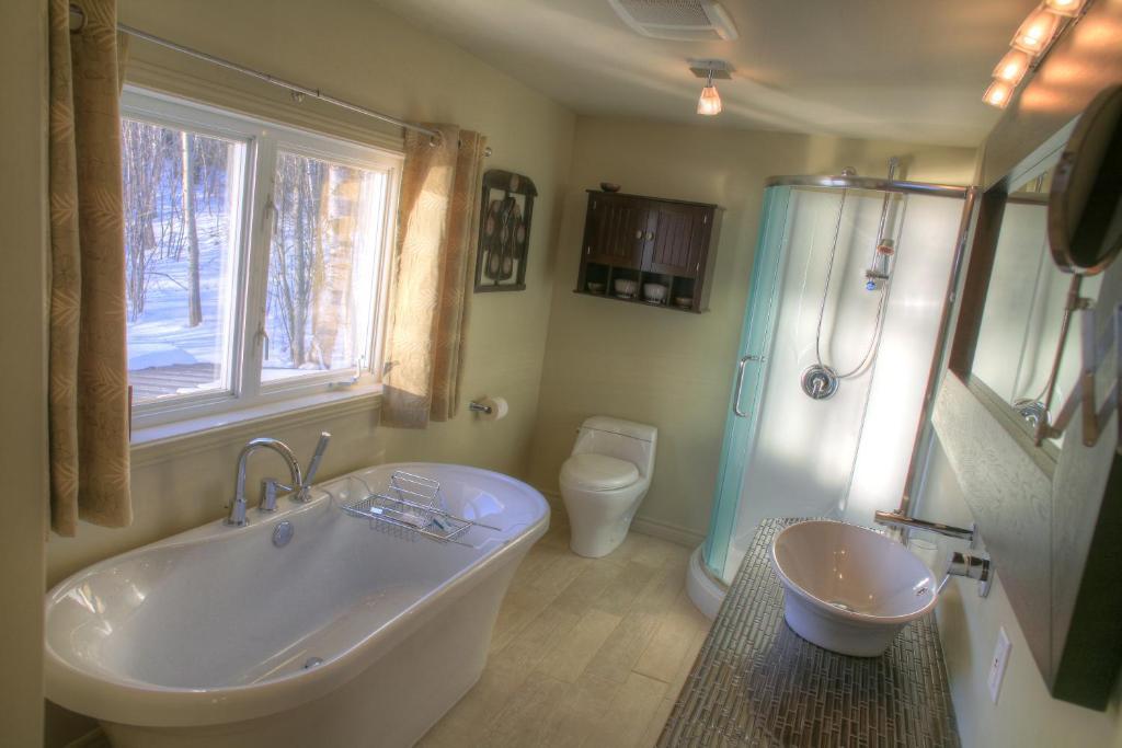 Auberge Des Eaux Vives La Malbaie Habitación foto